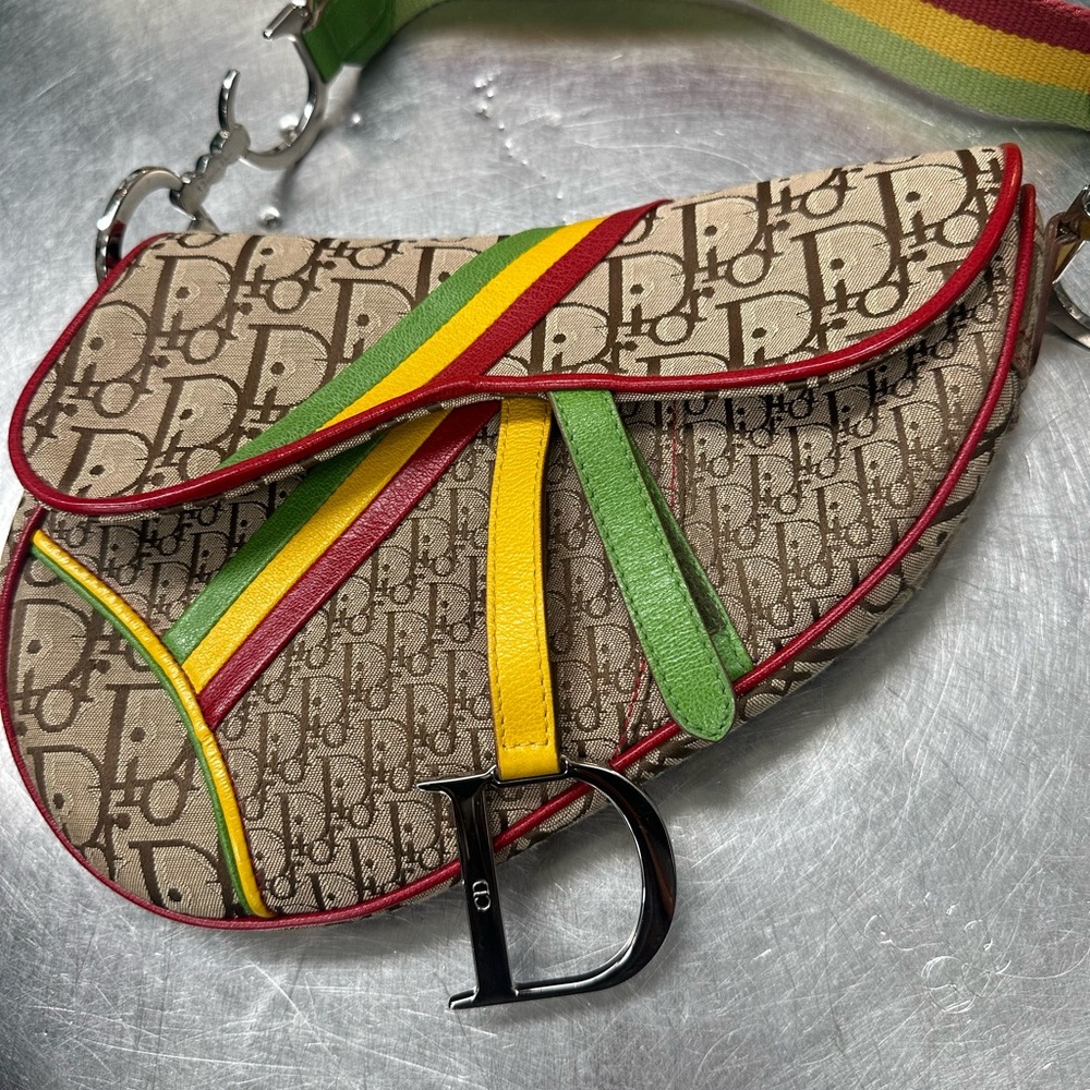Brown yellow red - Picture 2 of 3